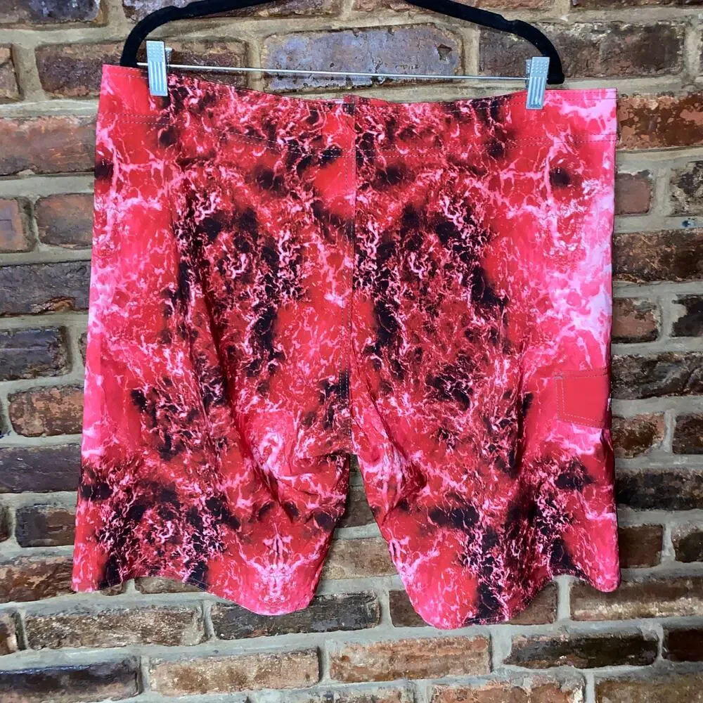 NWT Nonwe Red Tie Dye Sportswear Quick Dry Lined Board Shorts Men's Size 38
